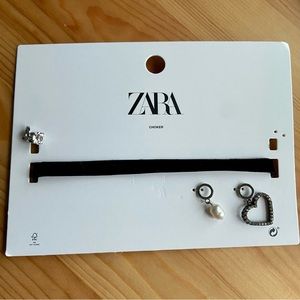 NWT ZARA CHOKER NECKLACE WITH 3 CHARMS